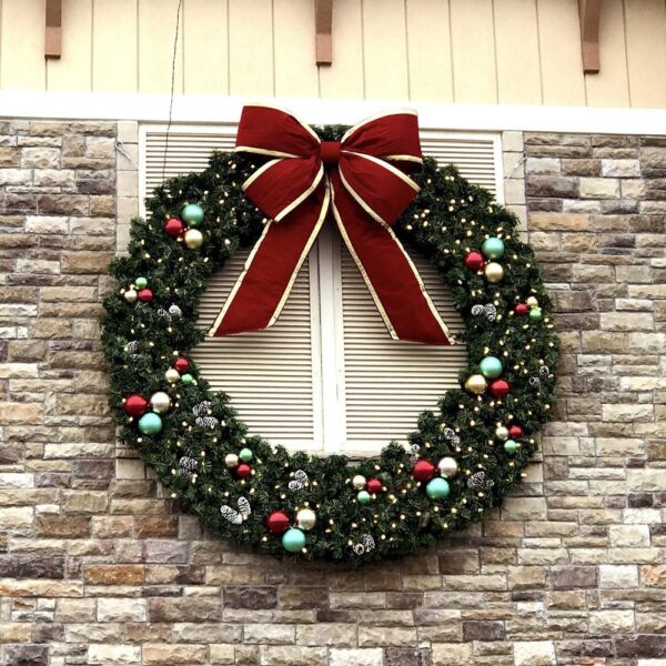 Building Front Wreaths