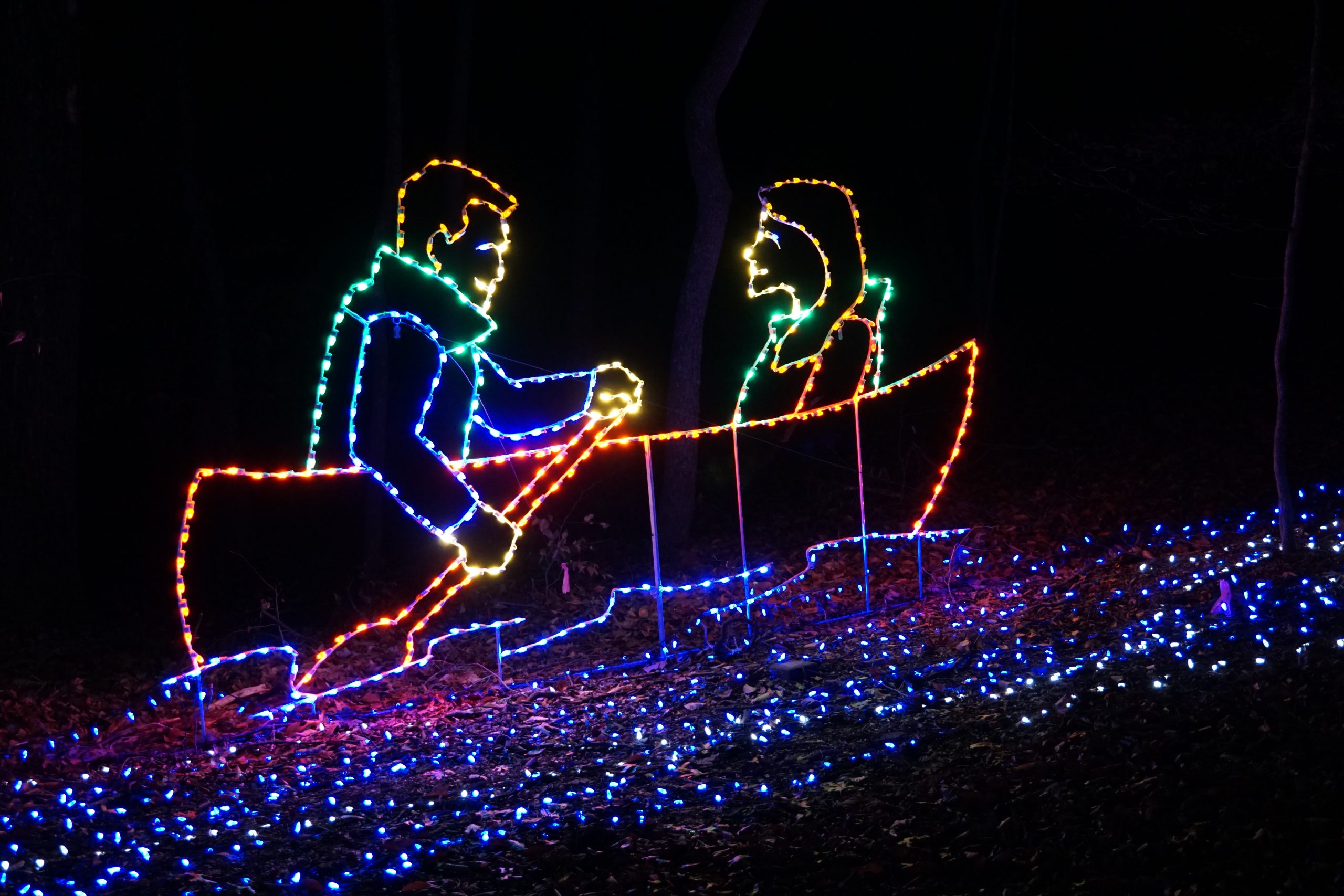 Couple Canoeing - (animated)