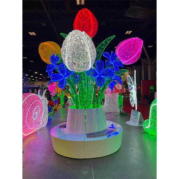 3D Flower Bouquet with Wrap Around Bench