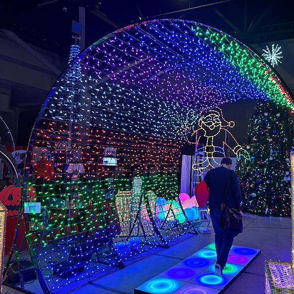 RGB Immersion Tunnel